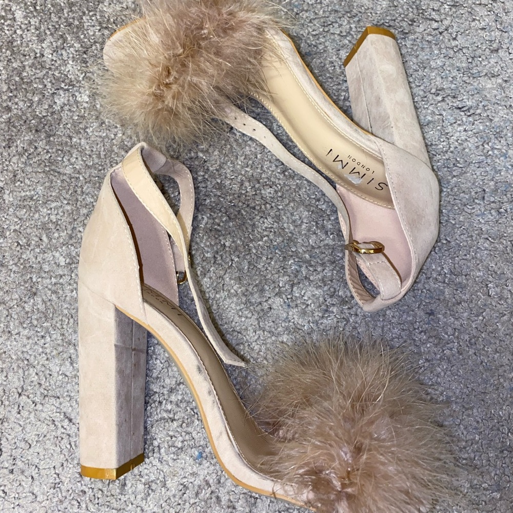 Fluffy heels - Picture 3 of 4